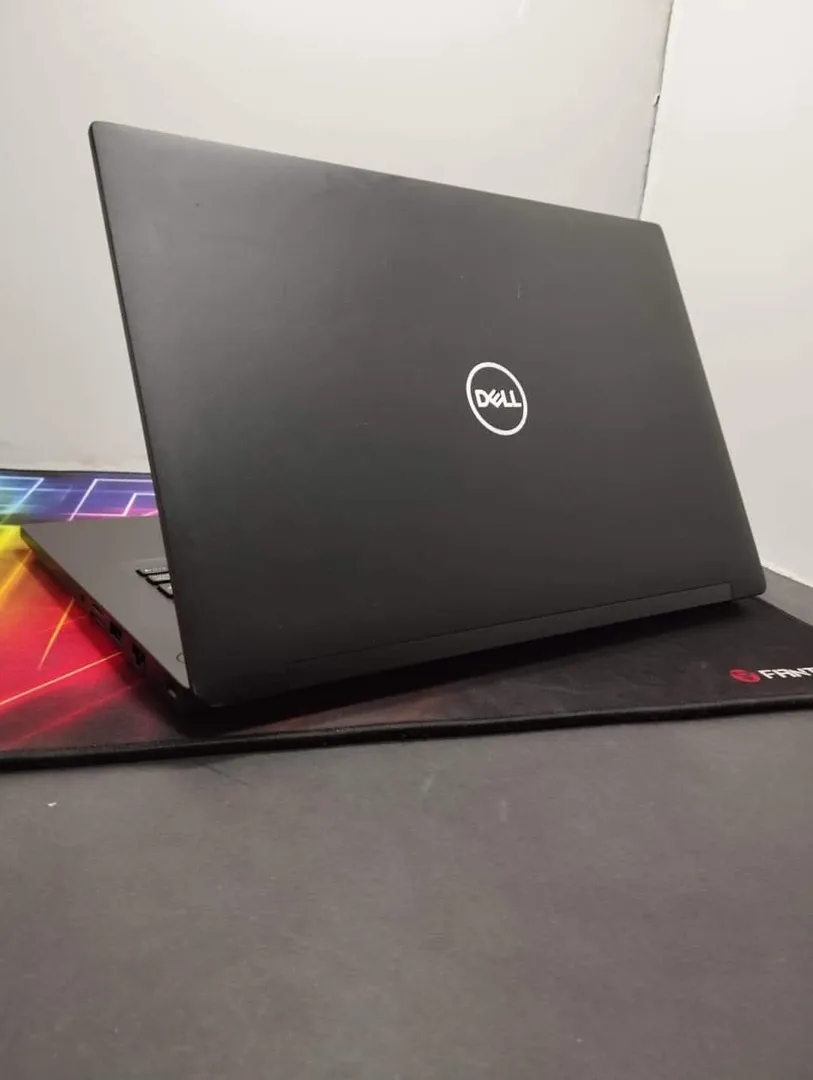 لابتوب  DELL i7 امريكي بحالة الوكاله