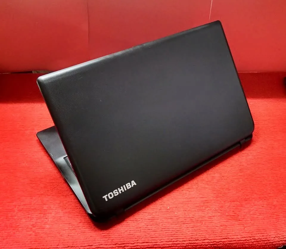 لابتوب اقتصادي ممتاز