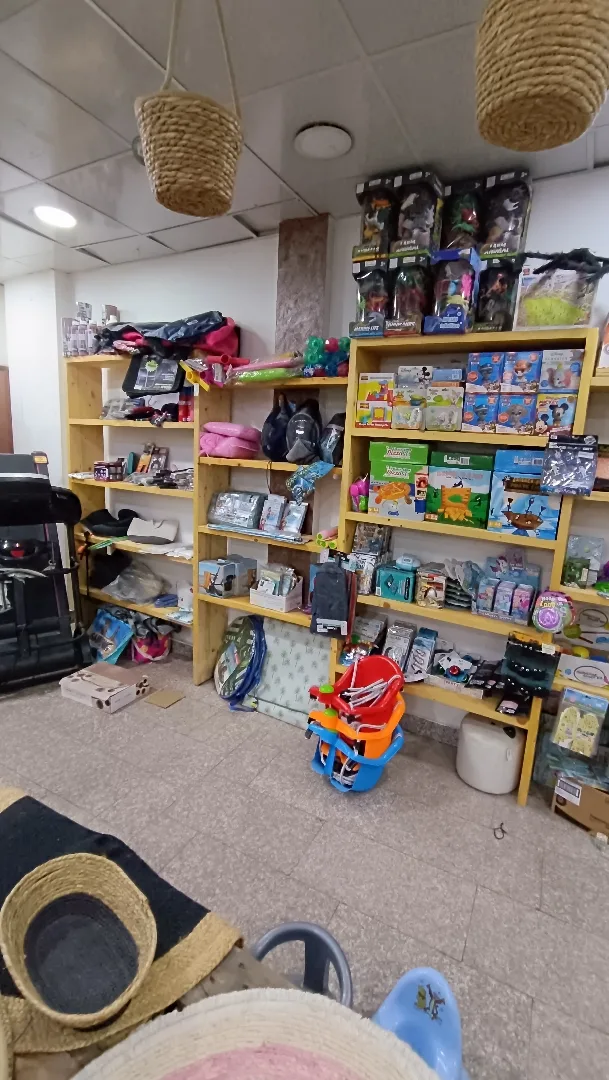 تصفية محل جومارت - بضاعة نثريات ومستوردات مميزة للبيع