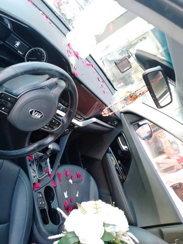 سيارات للبيع