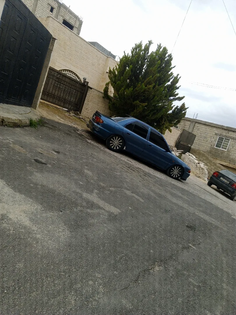 متسوبيشي لانسر 1993