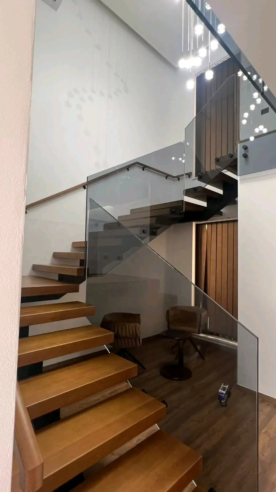 ابوشقرة للسيكوريت والزجاج