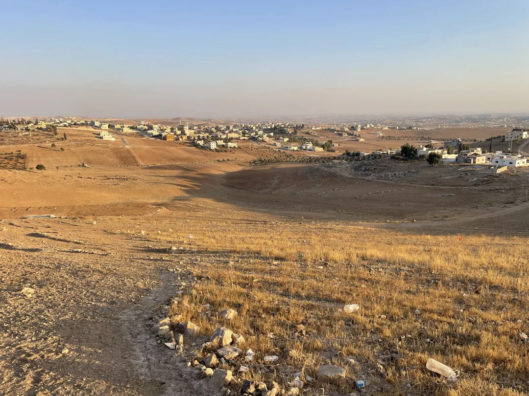 ارض للبيع المفرق حيان رويبض ونيان