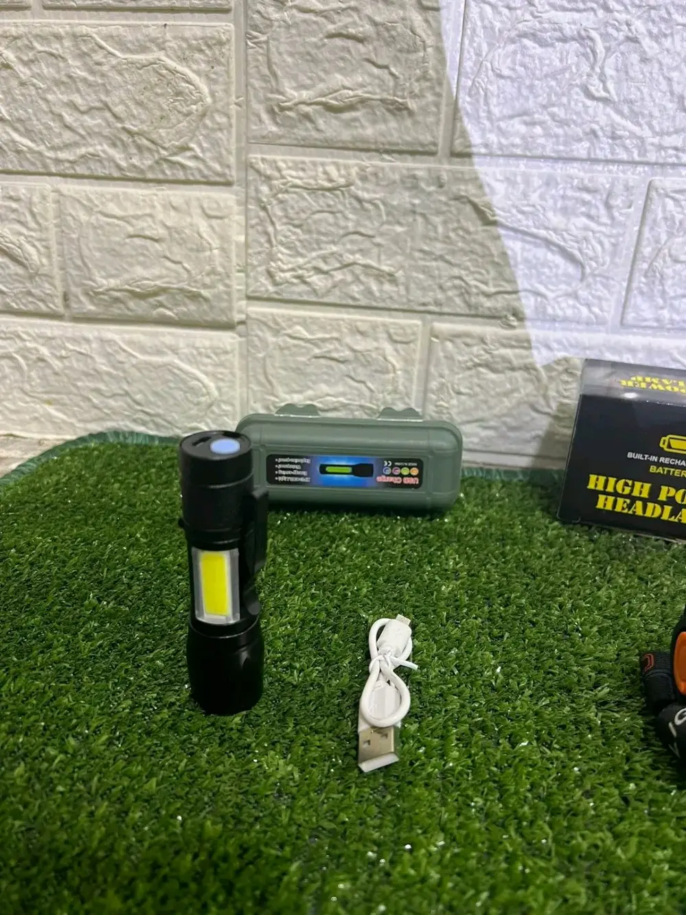 بكج الطوارئ 4 لكسات  شحن لكل الاوضاع