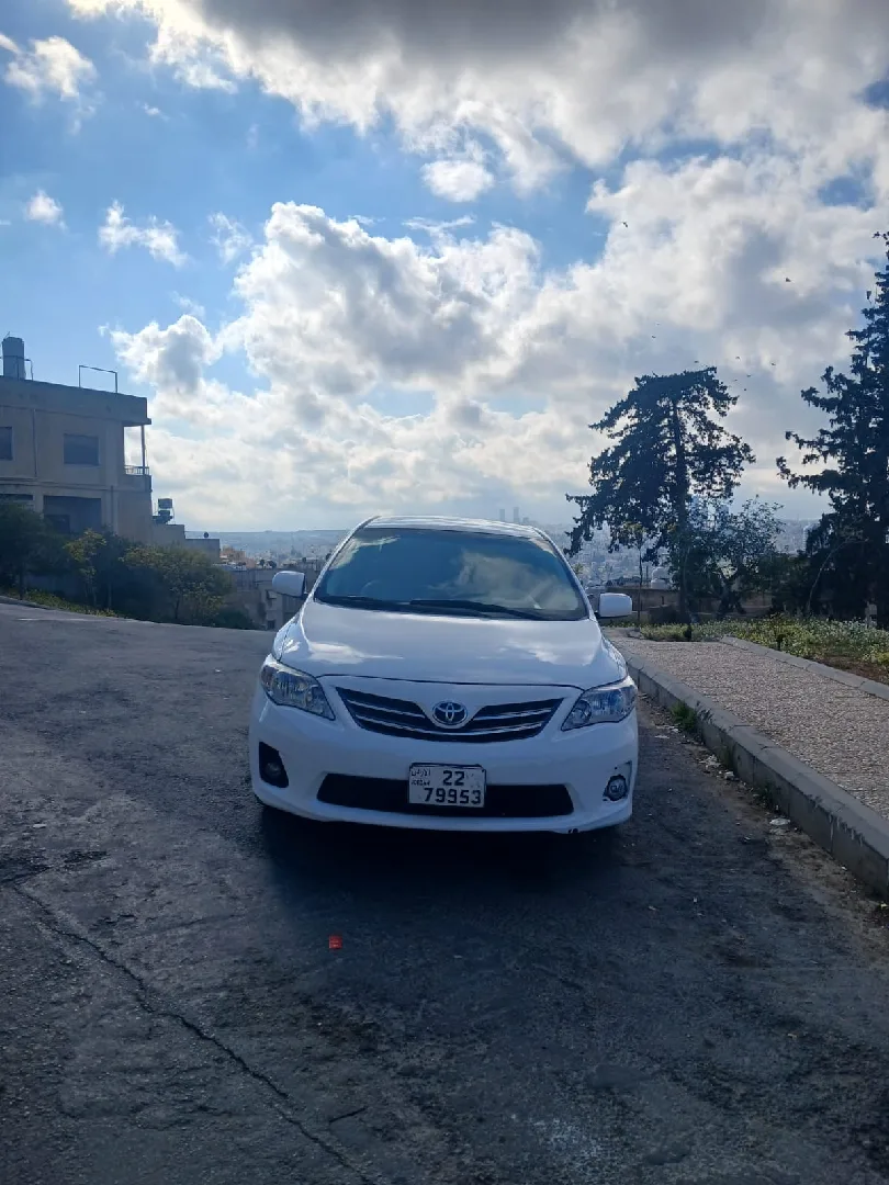 تويتا كورولا موديل 2012