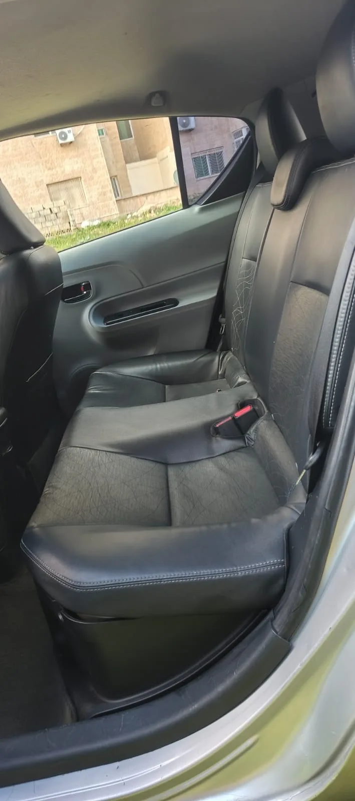 تويوتا بريوس C فل كامل اعلى صنف