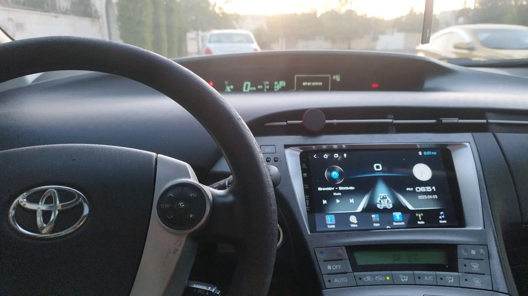 تويوتا بريوس فل كامل بانوراما ٢٠١٣