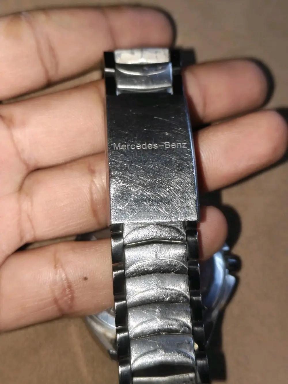 مرسيدس-بنز.