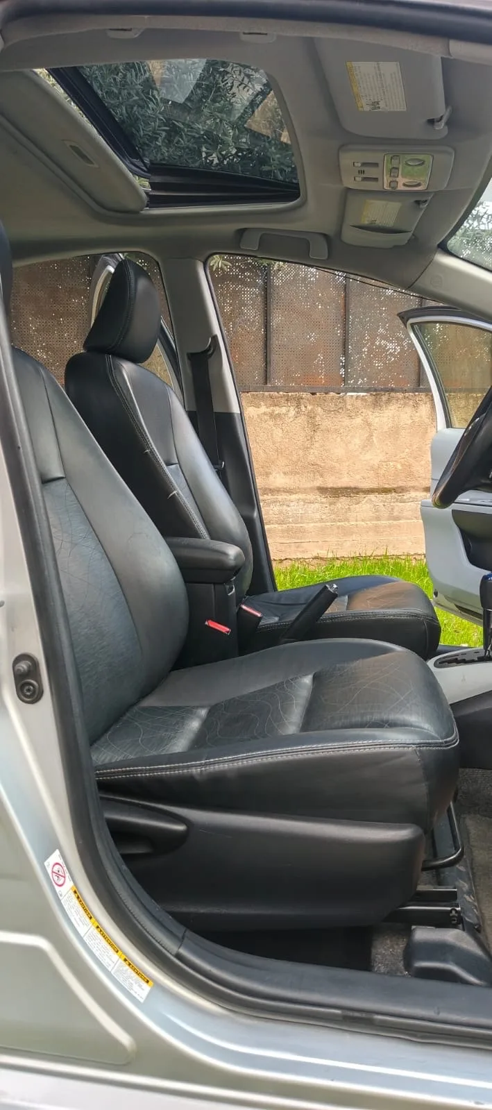 تويوتا بريوس C فل كامل اعلى صنف