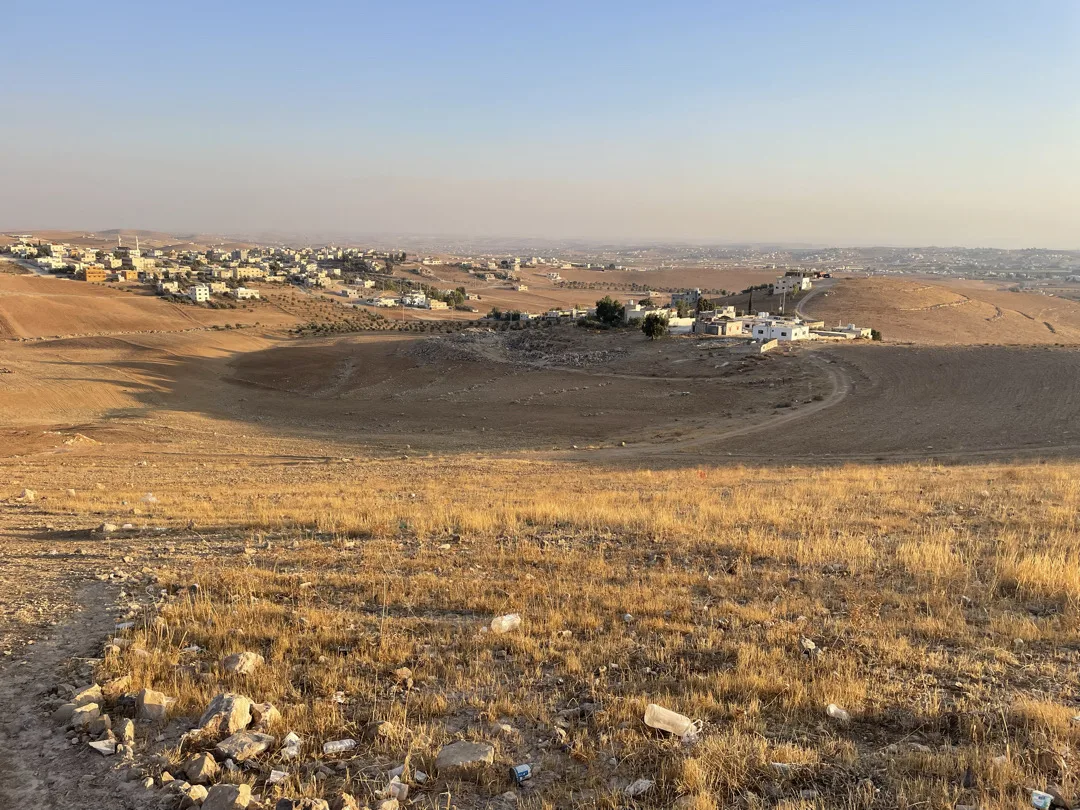 ارض للبيع المفرق حيان رويبض ونيان