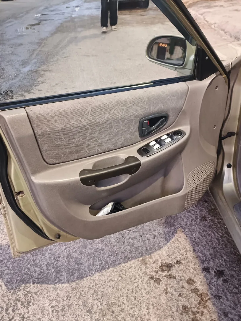 سيارة فيرنا للبيع موديل 99