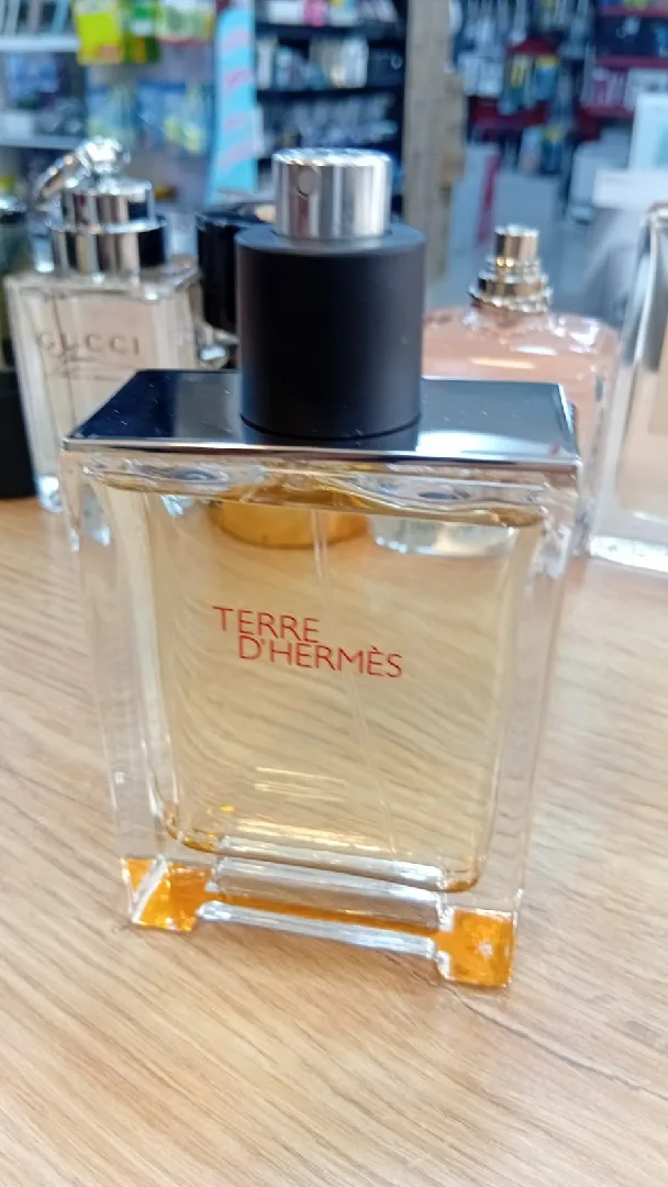 تصفية عطور اصلية أوروبية و فرنسية