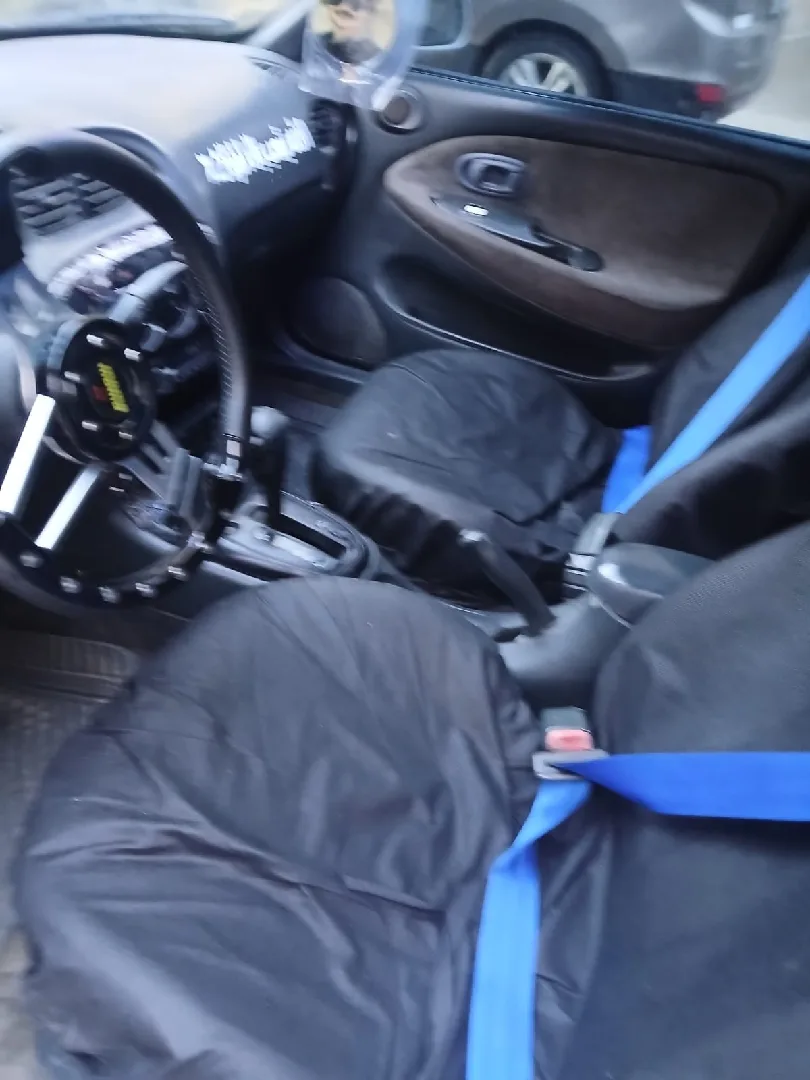 هونداي افانتي  ١٩٩٥