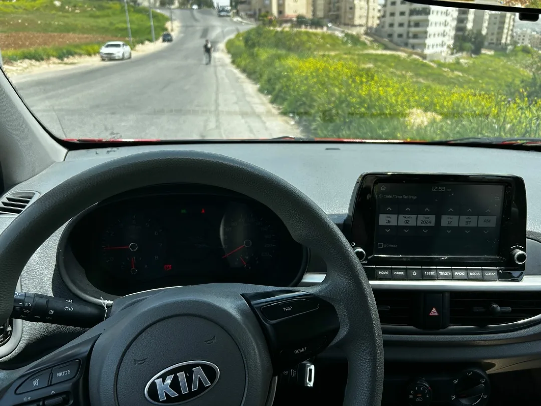 كيا بيكانتو موديل 2021 لون احمر جميل جير اوتوماتيك فحص 3 جيد للبيع