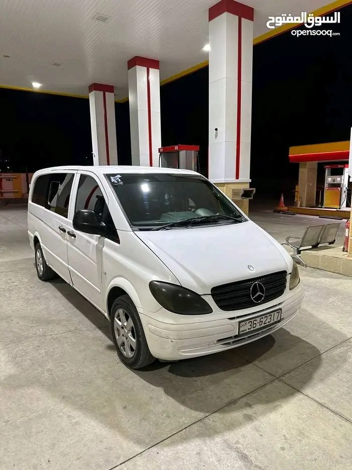 باص مرسيدس فيتو موديل 2005