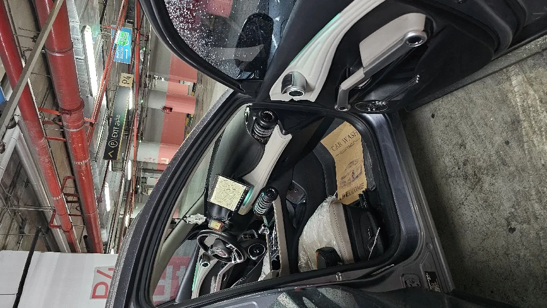 BYD Yuan 2023 auto park