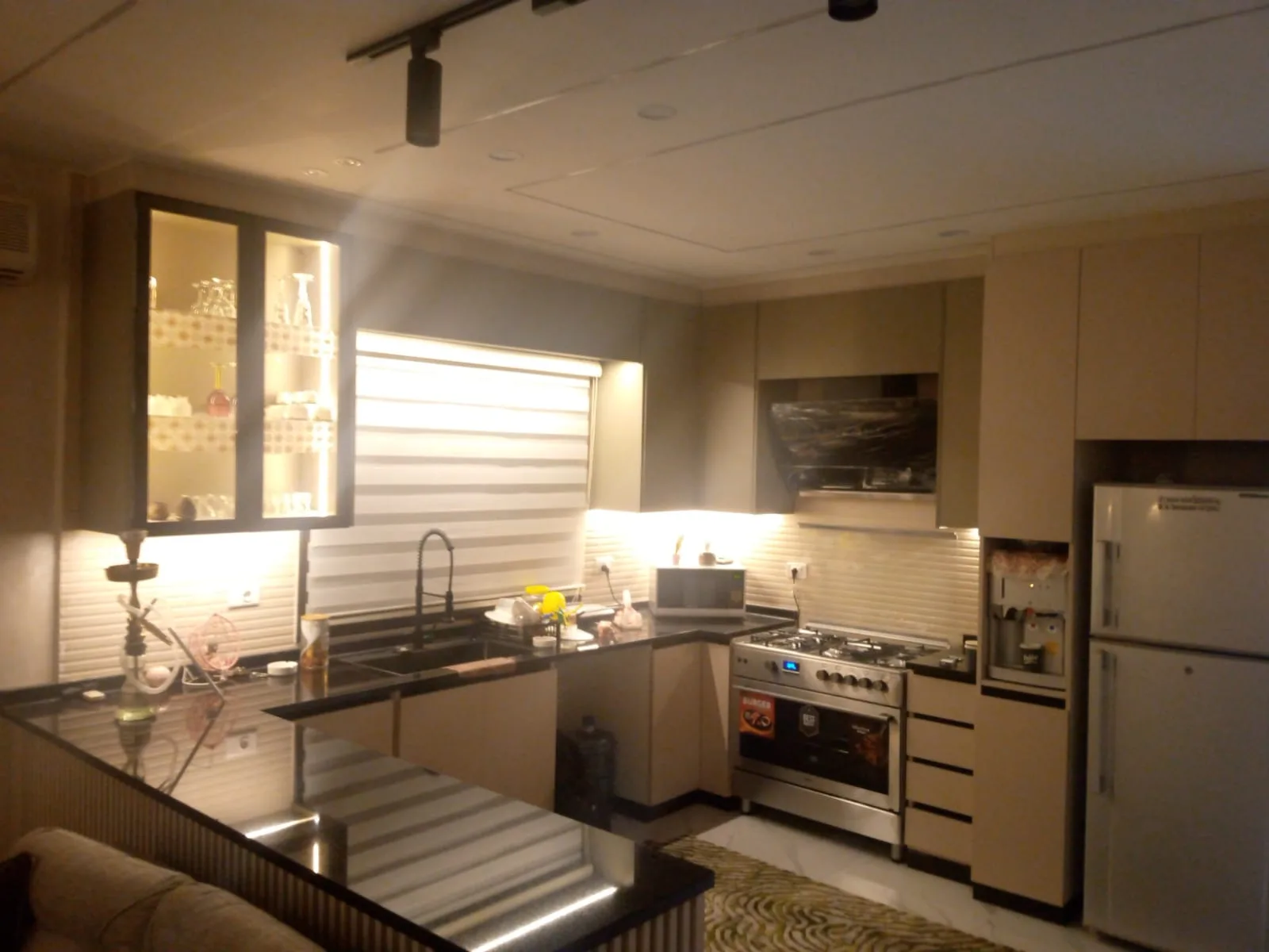 شقه سوبر ديلوكس للبيع