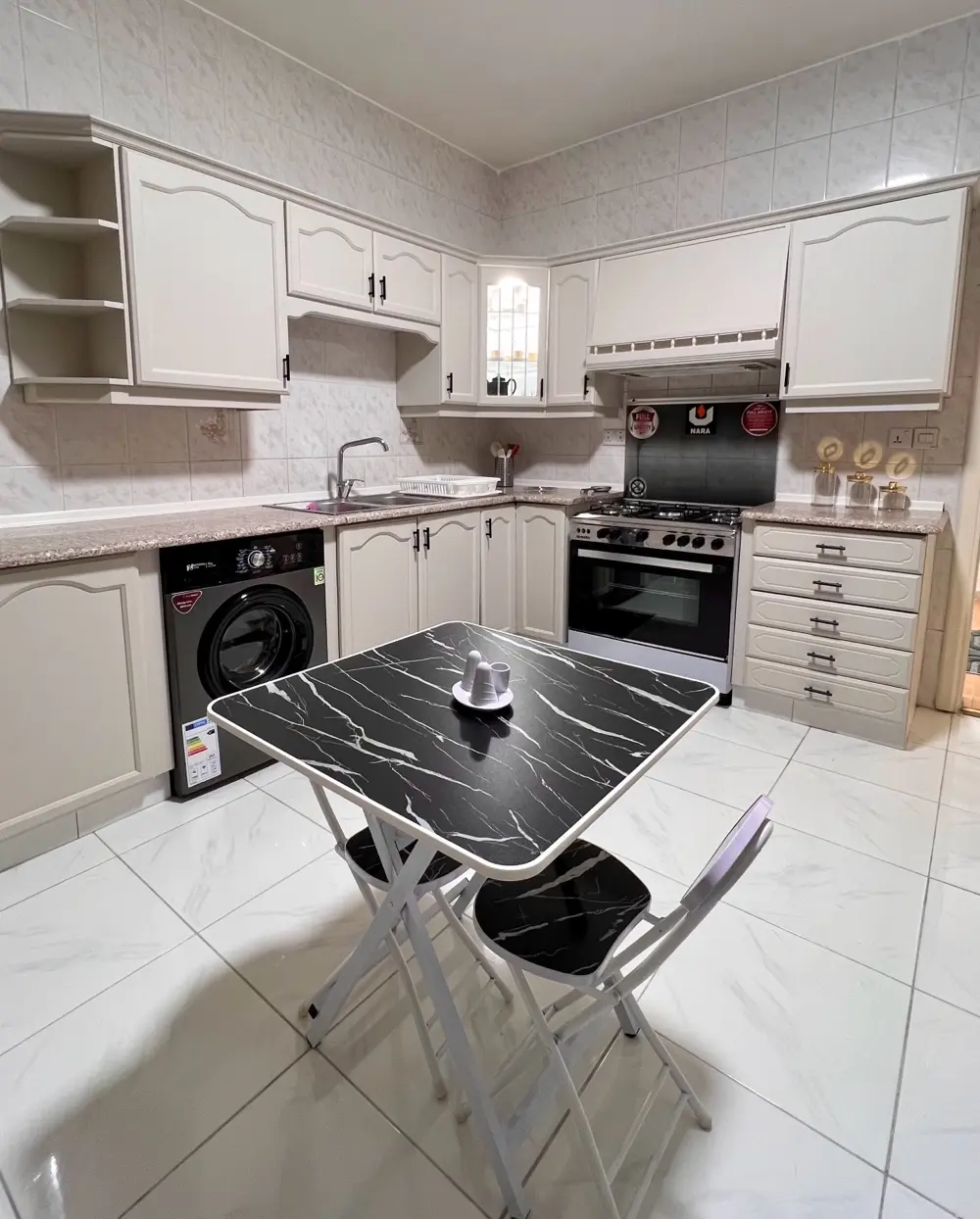 شقة مفروشة فاخرة للإيجار