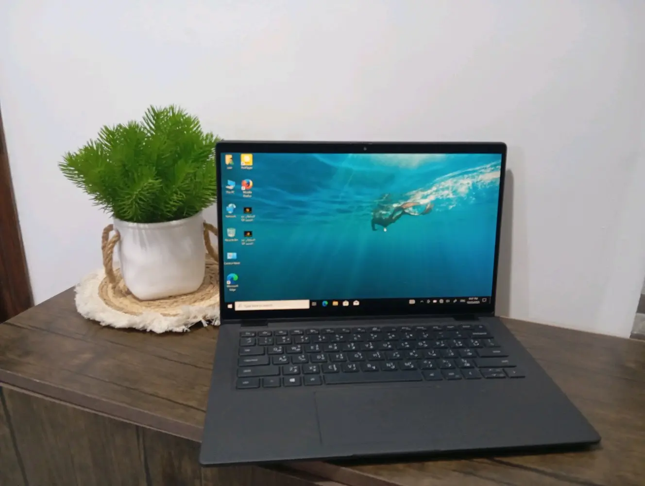 Dell Latitude 7410 360X 2in 1 لابتوب وتابلت بنفس الوقت .