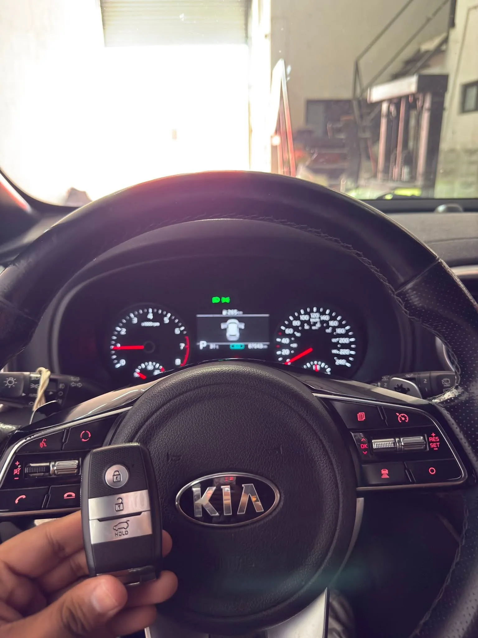 مفاتيح و ريموتات وكل ما يتعلق بتكنولوجيا المفاتيح