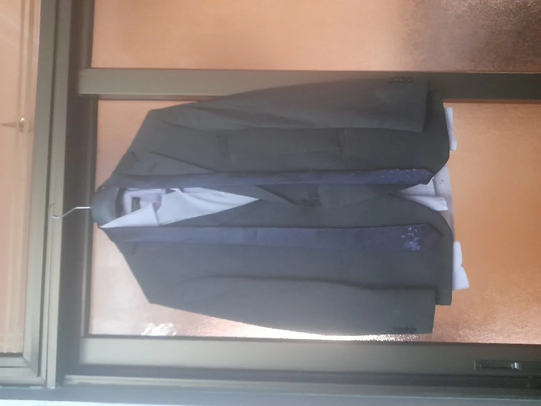 بدلات رجالي للبيع استخدام بسيط