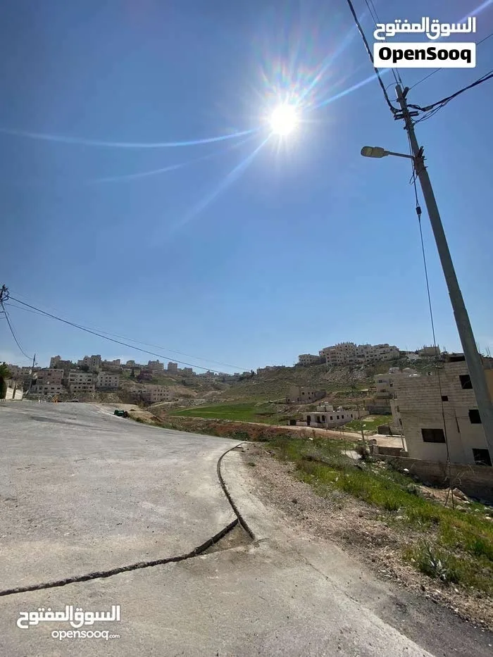 قطعة أرض نص دونم (500 متر) للبيع في منطقة راقية وهادية جداً بأبو علندا
