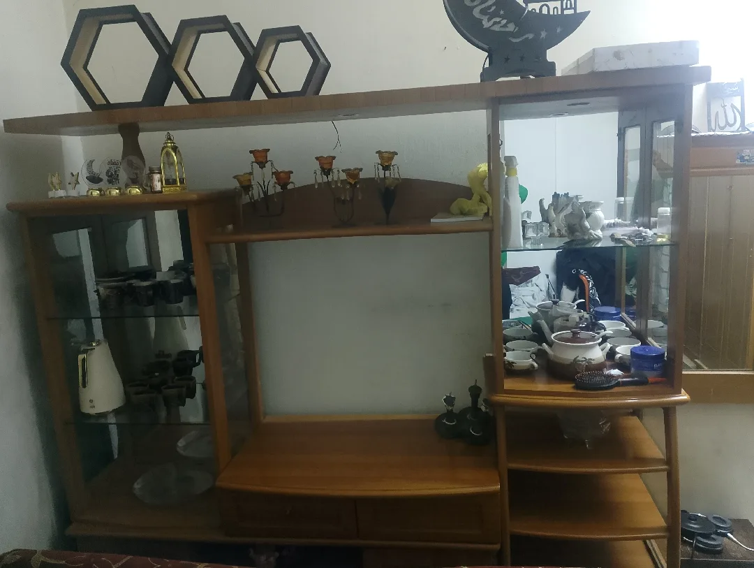 بوفيه بحاله جيده