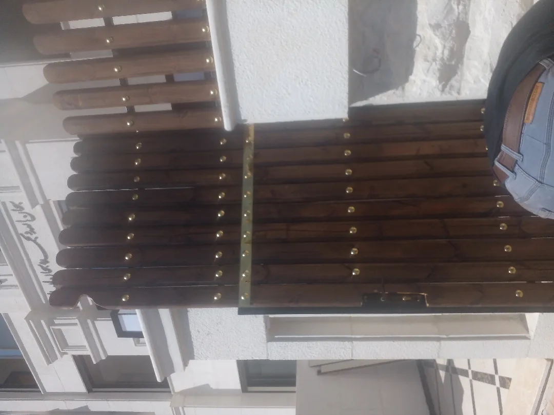 تركيب قرميد براقولا عزل اسطح بناء وتمديد مسابح تركيب المنيوم