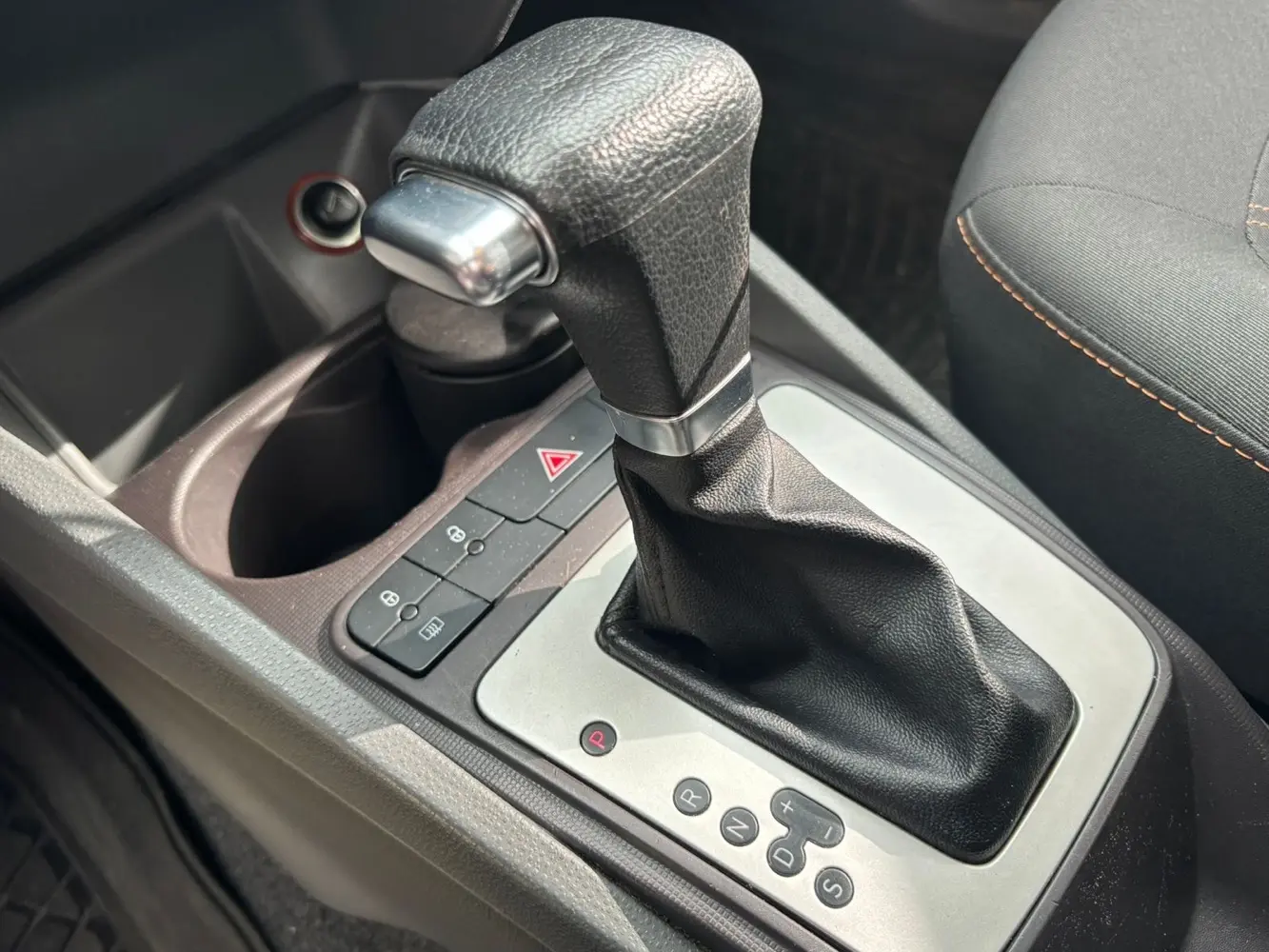 SEAT IBIZA 2012 فحص كامل 7 جيد