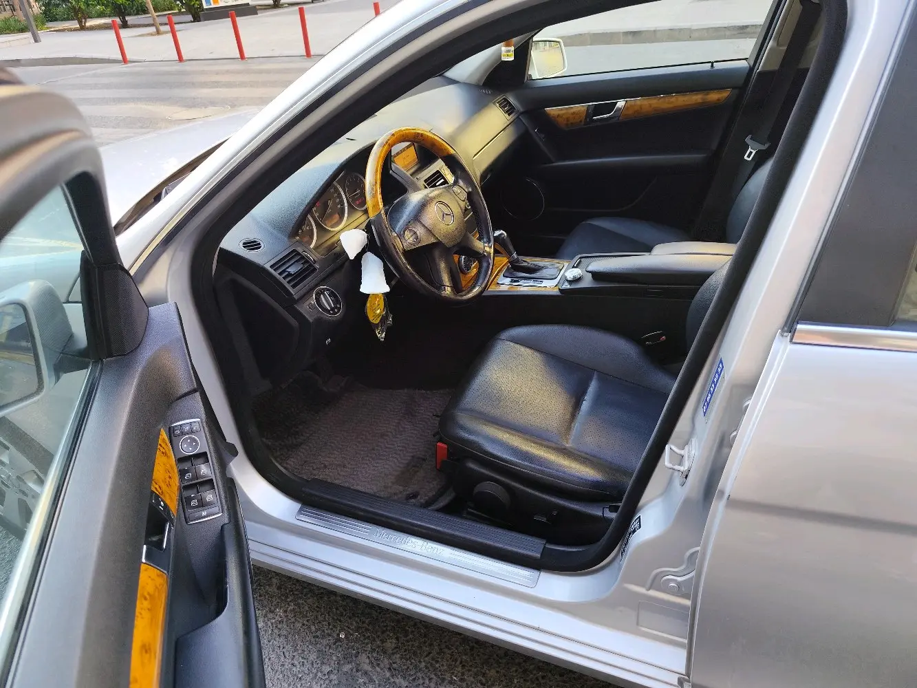 مرسيدس للبيع