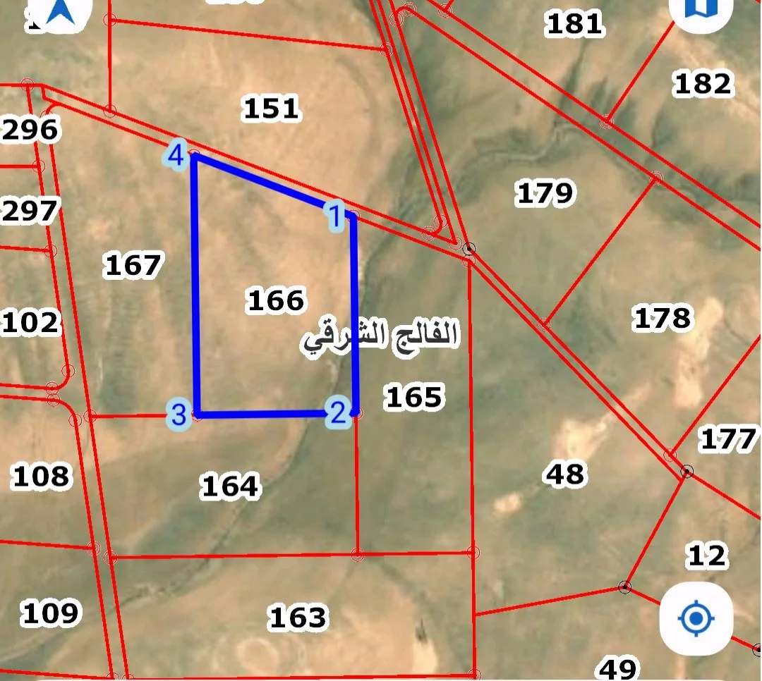 قطعتين ارض مساحة كل قطعة 10 دونمات