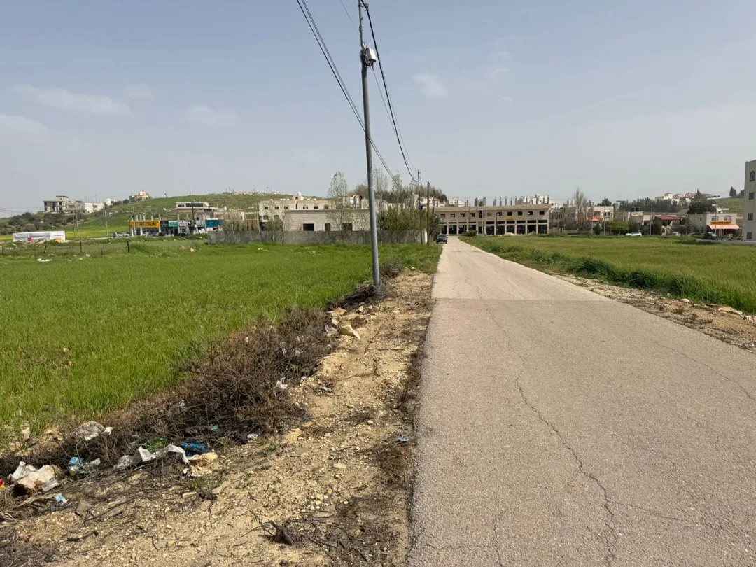 ارض سكنيه السرو السلط