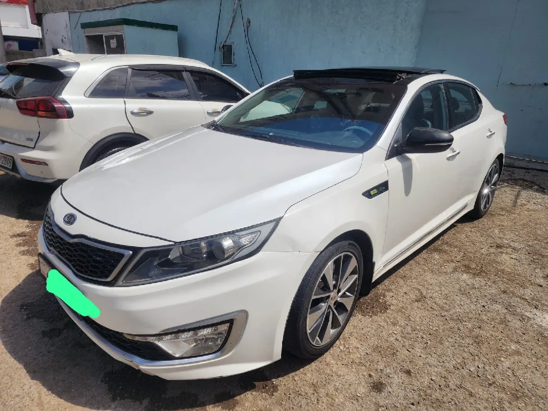 سيارة كيا بانوراما 2013