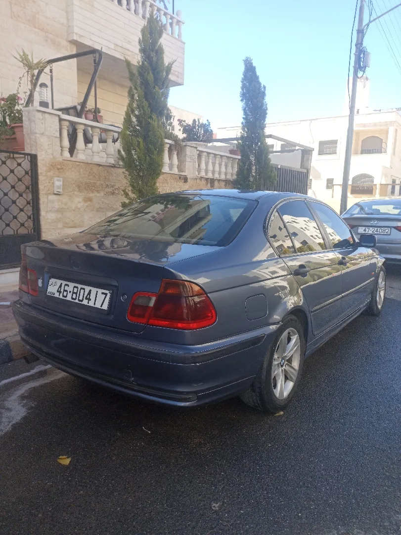 بي ام دبليو 2000اربع ابواب اصليه