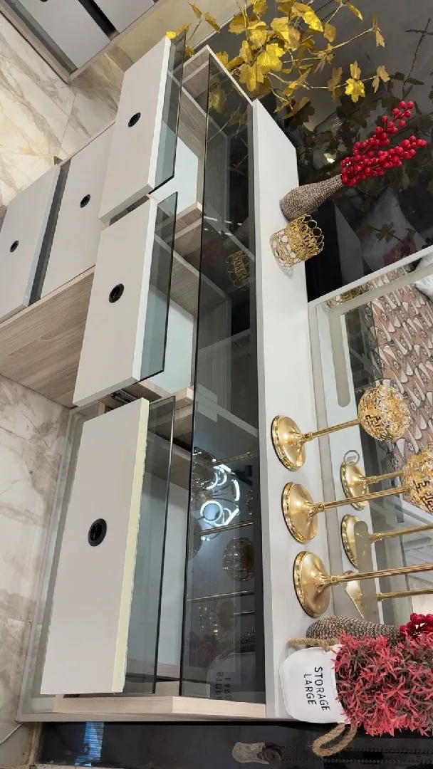 غرفة نوم ماستر modern 🛌✨ 📌فل لاتيه 18 و زان 🪵📌عمق 60_سم 👌📌لون مميز 🩶✨📌سكك هايدرو