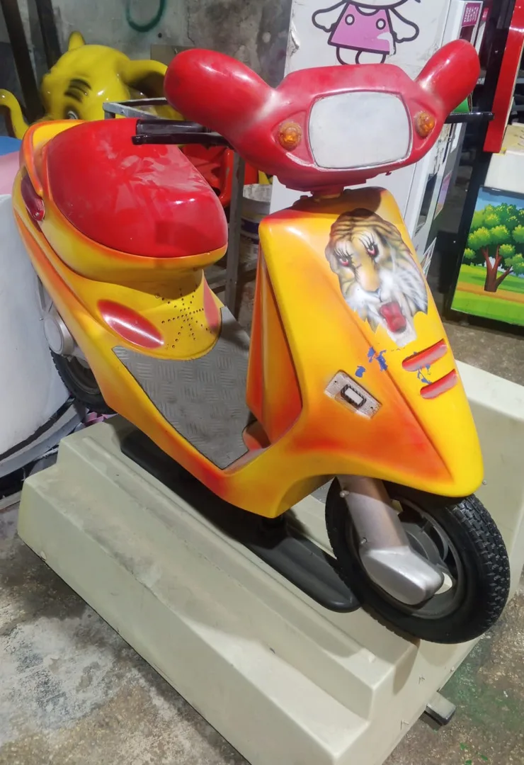 ماكنات والعاب البيع الذاتي