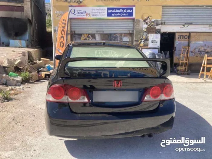 هوندا سيفيك 2006 قير عادي للبيع او البدل على هايبرد بنفس القيمة او لانسر حديثة