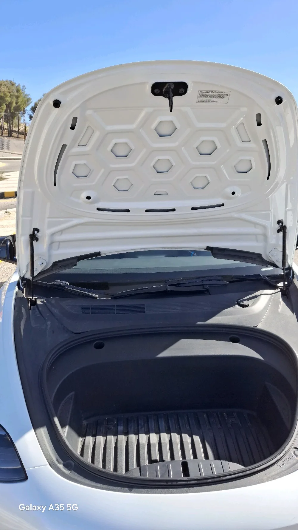 Tesla model 3 standard 2023