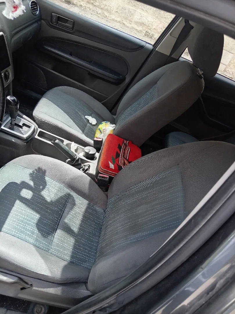 فورد فوكس للبيع او البدل