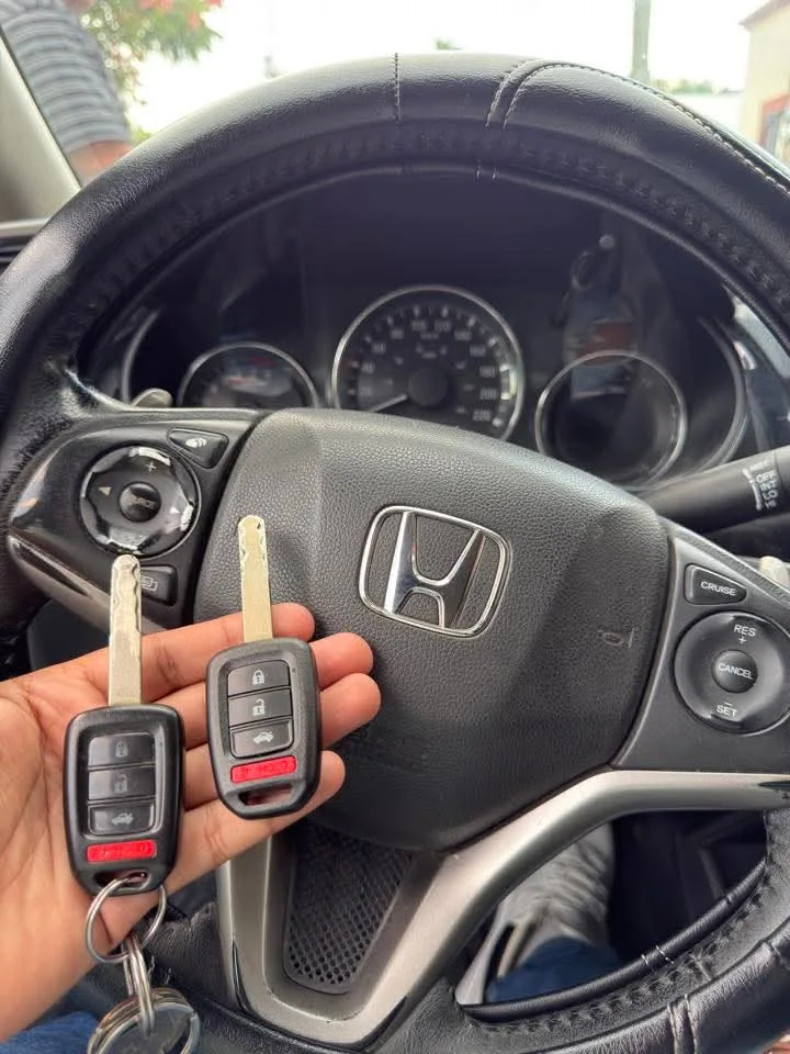 مفاتيح و ريموتات وكل ما يتعلق بتكنولوجيا المفاتيح