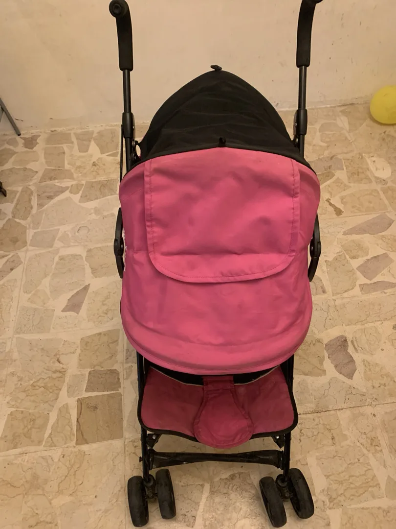 عرباية أطفال مستعملة