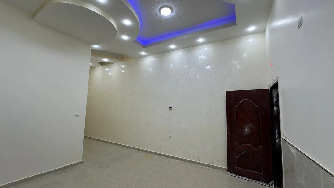 فيلا مميزة بالمستندة الغربية