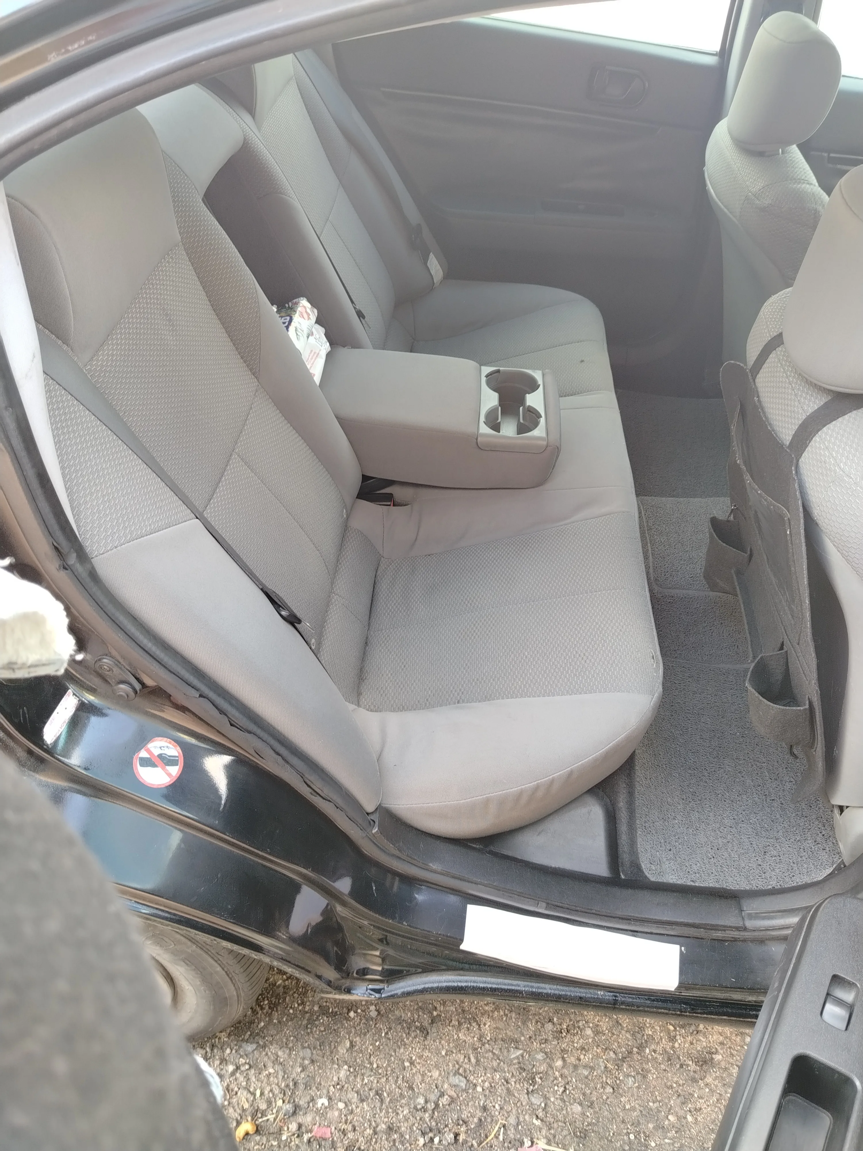 مركبة متسوبيشي جالانت 2007 للبيع