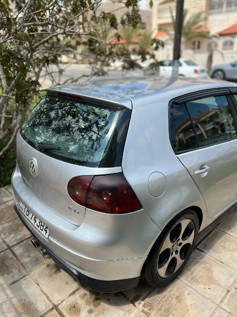 جولف mk5 للبيع