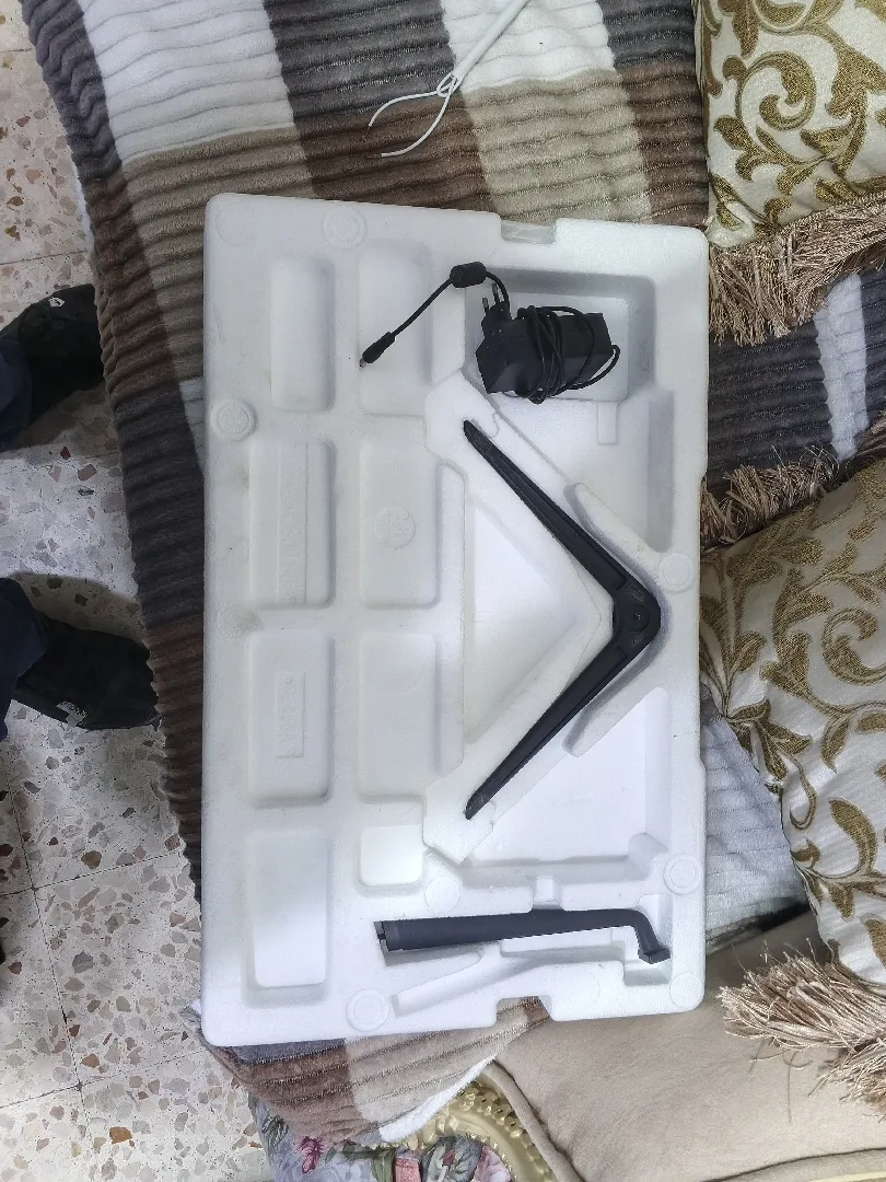 165.hz  Solid Gaming Monitor J238GFW شاشه