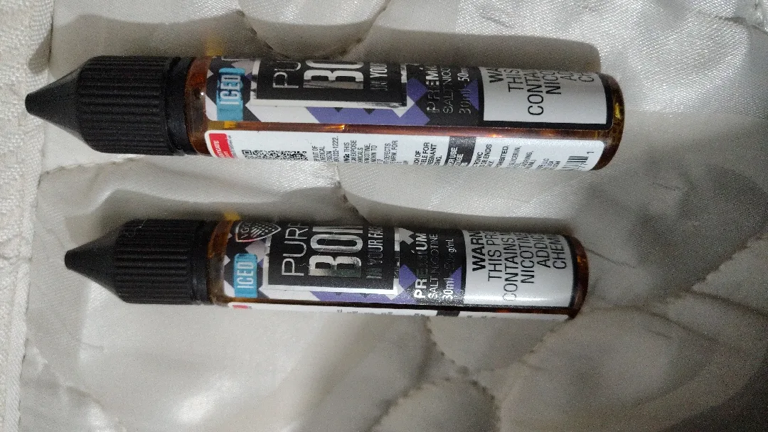 سيجاره  اكتروني   مع جوس