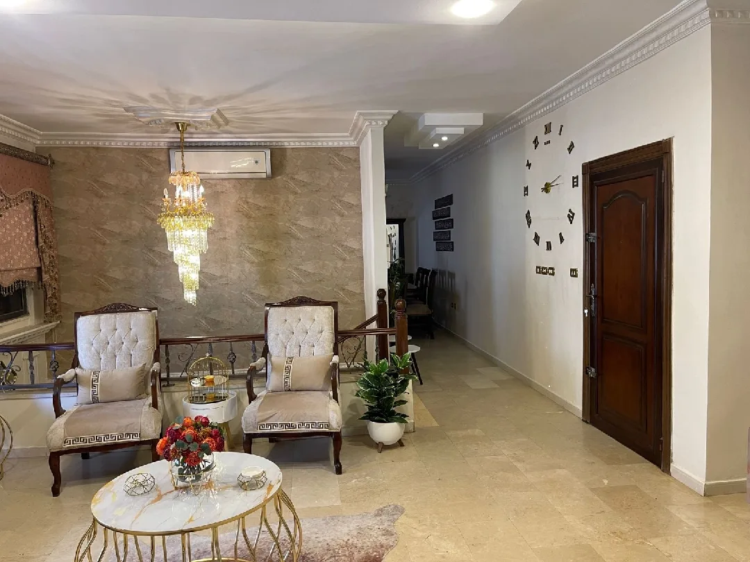 دوبلكس للبيع ب90,000 دينار في تلاع العلي!