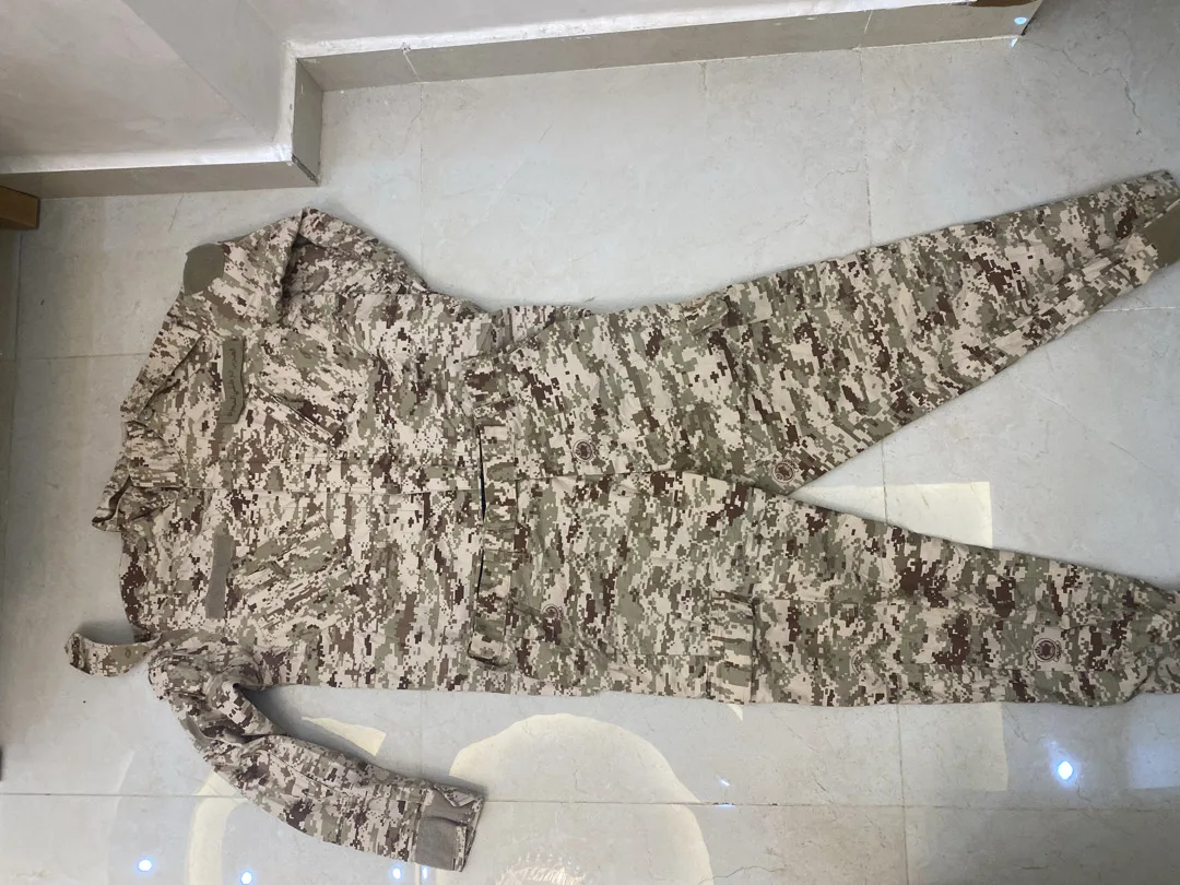 بذلات فوتيك