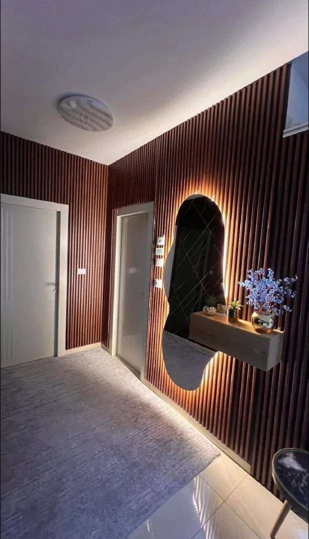 كهربائي خبره وشغل نظيف و متقن بفضل الله