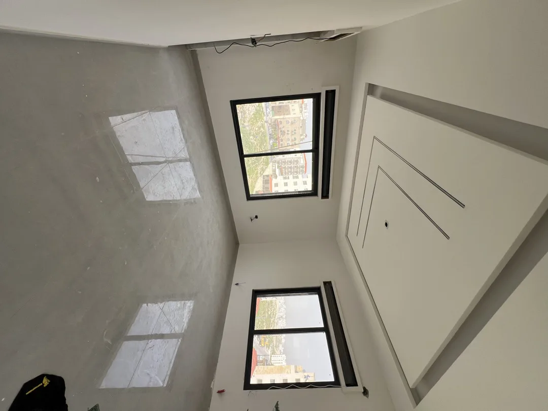 شقق طابقية فاخرة للبيع